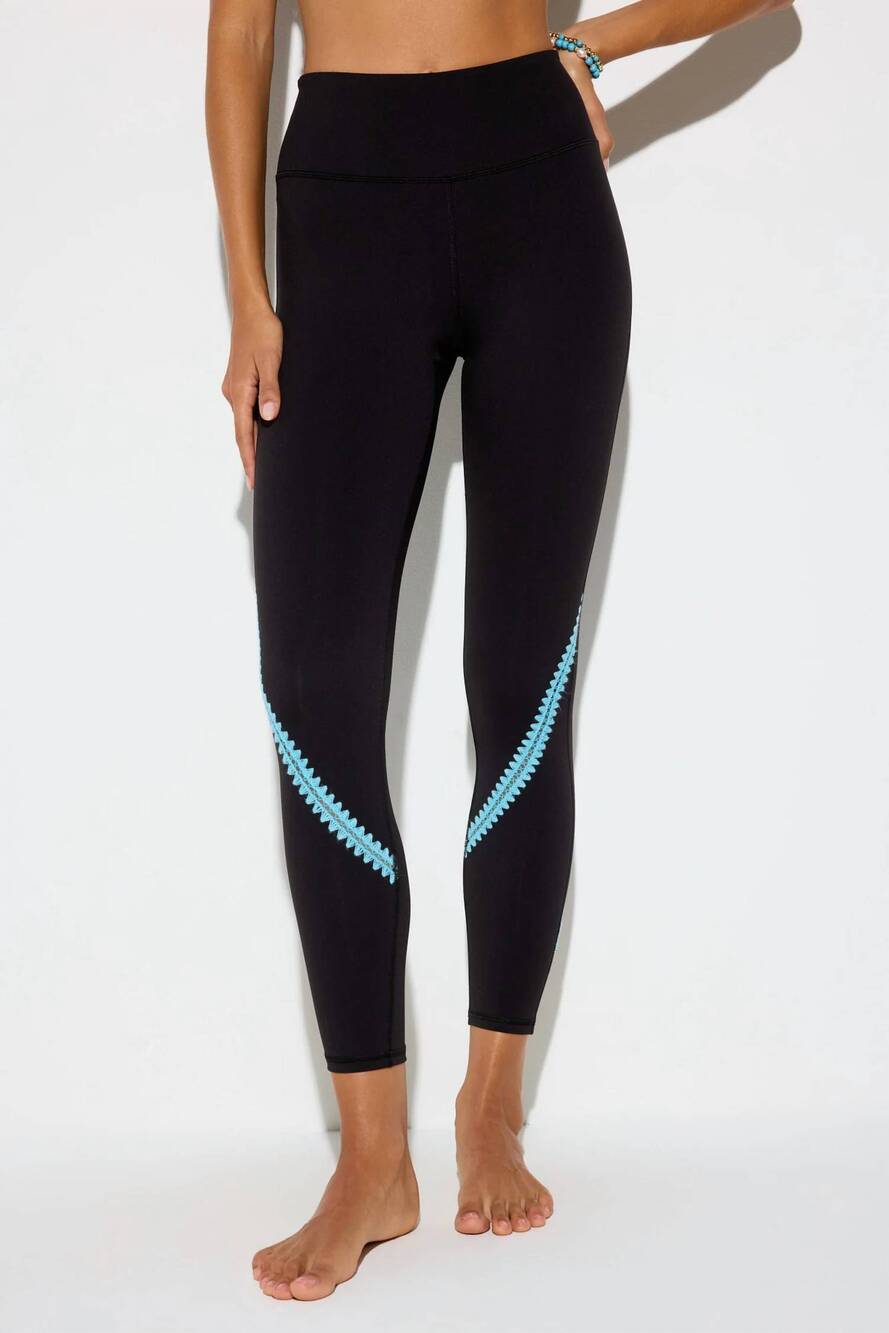 NEW SPIRITUAL GANGSTER women's lotus 7/8 legging in black